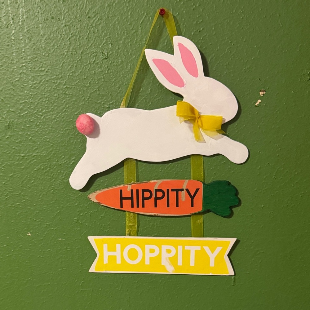 Easter Bunny Wall Hanging with Carrot and Bow